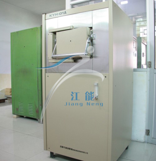 �������y���x